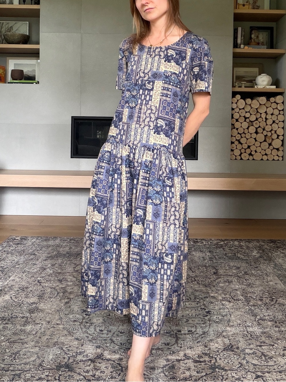 Drop waist corset back Blue Patterned Midi Dress medium